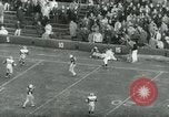 Immagine di Harvard e Princeton partita di calcio Cambridge Massachusetts USA, 1961, secondo 58 filmato di repertorio 65675027888