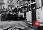 Image allemand les gens à travailler ensemble pour bâtir des défenses Berlin Allemagne, 1945, de la seconde 61 séquences d'archives historiques vidéo 65675027908