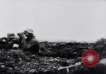 Immagine di Soldati tedeschi che combattono Alleati nei pressi di Aachen Germania, 1945, secondo 27 filmato di repertorio 65675027910