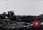 Immagine di Soldati tedeschi che combattono Alleati nei pressi di Aachen Germania, 1945, secondo 28 filmato di repertorio 65675027910