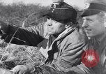 Immagine di Soldati tedeschi che combattono Alleati nei pressi di Aachen Germania, 1945, secondo 44 filmato di repertorio 65675027910