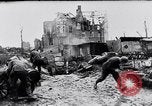 Immagine di Soldati tedeschi che combattono Alleati nei pressi di Aachen Germania, 1945, secondo 48 filmato di repertorio 65675027910