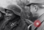 Standbild Allgemeine Hermann Niehoff Breslau Deutschland, 1945, aus Sekunde 26 historischem Filmmaterial Videoclip 65675027912