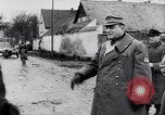 Standbild Allgemeine Hermann Niehoff Breslau Deutschland, 1945, aus Sekunde 31 historischem Filmmaterial Videoclip 65675027912