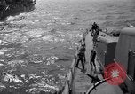 Standbild destroyer Schiff Atlantik, 1943, aus Sekunde 32 historischem Filmmaterial Videoclip 65675027914