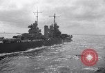 Standbild destroyer Schiff Atlantik, 1943, aus Sekunde 37 historischem Filmmaterial Videoclip 65675027914