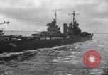 Standbild destroyer Schiff Atlantik, 1943, aus Sekunde 39 historischem Filmmaterial Videoclip 65675027914