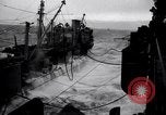 Image extension de lignes de ravitaillement 'Océan Atlantique, 1945, de la seconde 33 séquences d'archives historiques vidéo 65675027918