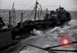 Image extension de lignes de ravitaillement 'Océan Atlantique, 1945, de la seconde 43 séquences d'archives historiques vidéo 65675027918