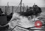 Image extension de lignes de ravitaillement 'Océan Atlantique, 1945, de la seconde 50 séquences d'archives historiques vidéo 65675027918