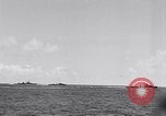 Standbild USA task force Pacific Theater, 1942, aus Sekunde 30 historischem Filmmaterial Videoclip 65675027919