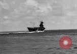 Standbild USA task force Pacific Theater, 1942, aus Sekunde 43 historischem Filmmaterial Videoclip 65675027919