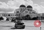 Standbild Britische Truppen ein bengazi Libyen Bengazi Libyen, 1943, aus Sekunde 12 historischem Filmmaterial Videoclip 65675027920