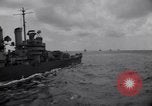 Image USS Nelson (DD-623) accompagnant le convoi de navires dans l'Atlantique 'Océan Atlantique, 1943, de la seconde 31 séquences d'archives historiques vidéo 65675027934