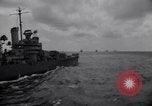 Image USS Nelson (DD-623) accompagnant le convoi de navires dans l'Atlantique 'Océan Atlantique, 1943, de la seconde 33 séquences d'archives historiques vidéo 65675027934