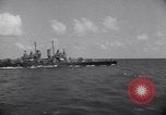 Image USS Nelson (DD-623) accompagnant le convoi de navires dans l'Atlantique 'Océan Atlantique, 1943, de la seconde 39 séquences d'archives historiques vidéo 65675027934