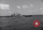 Image USS Nelson (DD-623) accompagnant le convoi de navires dans l'Atlantique 'Océan Atlantique, 1943, de la seconde 42 séquences d'archives historiques vidéo 65675027934