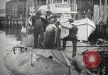 Immagine di Stantuffo sottomarino classe sparare un siluro New Suffolk New York USA, 1904, secondo 22 filmato di repertorio 65675027950