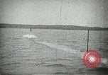 Immagine di Stantuffo sottomarino classe sparare un siluro New Suffolk New York USA, 1904, secondo 57 filmato di repertorio 65675027950