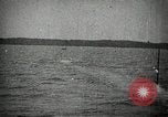 Immagine di Stantuffo sottomarino classe sparare un siluro New Suffolk New York USA, 1904, secondo 59 filmato di repertorio 65675027950