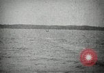 Immagine di Stantuffo sottomarino classe sparare un siluro New Suffolk New York USA, 1904, secondo 60 filmato di repertorio 65675027950