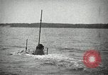 Image plongeur sous-marin de classe à l'essai à Electric Boat Company New Suffolk New York United States USA, 1904, de la seconde 16 séquences d'archives historiques vidéo 65675027951