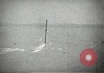 Image plongeur sous-marin de classe à l'essai à Electric Boat Company New Suffolk New York United States USA, 1904, de la seconde 55 séquences d'archives historiques vidéo 65675027951