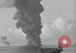 Immagine di USS Mississinewa Ulithi Atoll Isole Caroline, 1944, secondo 36 filmato di repertorio 65675027952
