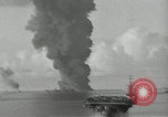 Immagine di USS Mississinewa Ulithi Atoll Isole Caroline, 1944, secondo 43 filmato di repertorio 65675027952