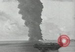 Immagine di USS Mississinewa Ulithi Atoll Isole Caroline, 1944, secondo 58 filmato di repertorio 65675027952