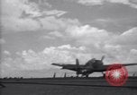 Standbild TBF Flugzeuge Nasen auf Deck der USS Bunker Hill Pacific Theater, 1944, aus Sekunde 9 historischem Filmmaterial Videoclip 65675027957
