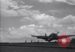 Standbild TBF Flugzeuge Nasen auf Deck der USS Bunker Hill Pacific Theater, 1944, aus Sekunde 11 historischem Filmmaterial Videoclip 65675027957