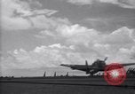 Standbild TBF Flugzeuge Nasen auf Deck der USS Bunker Hill Pacific Theater, 1944, aus Sekunde 12 historischem Filmmaterial Videoclip 65675027957