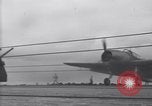 Image Grumman TBF Avenger nez d'avions de plus sur le pont du USS Bunker Hill théâtre du Pacifique, 1944, de la seconde 3 séquences d'archives historiques vidéo 65675027961