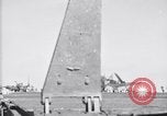 Image F4U avion qui s'écrase sur le pont du USS Bunker Hill théâtre du Pacifique, 1944, de la seconde 31 séquences d'archives historiques vidéo 65675027962