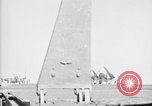 Image F4U avion qui s'écrase sur le pont du USS Bunker Hill théâtre du Pacifique, 1944, de la seconde 50 séquences d'archives historiques vidéo 65675027962