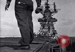 Image F4U des écrasements d'avion sur le pont de l'USS Bunker Hill théâtre du Pacifique, 1944, de la seconde 40 séquences d'archives historiques vidéo 65675027963
