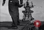 Image F4U des écrasements d'avion sur le pont de l'USS Bunker Hill théâtre du Pacifique, 1944, de la seconde 42 séquences d'archives historiques vidéo 65675027963