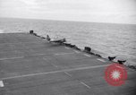 Standbild USS Makassar Meerenge (CVE-91) United States USA, 1944, aus Sekunde 42 historischem Filmmaterial Videoclip 65675027966