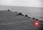 Standbild USS Makassar Meerenge (CVE-91) United States USA, 1944, aus Sekunde 43 historischem Filmmaterial Videoclip 65675027966
