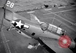 Standbild USS Makassar Meerenge (CVE-91) United States USA, 1944, aus Sekunde 56 historischem Filmmaterial Videoclip 65675027966