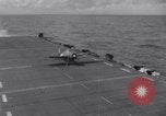 Standbild USS Makassar Meerenge United States USA, 1944, aus Sekunde 23 historischem Filmmaterial Videoclip 65675027967