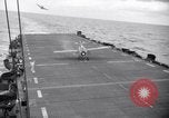 Standbild USS Makassar Meerenge United States USA, 1944, aus Sekunde 29 historischem Filmmaterial Videoclip 65675027967
