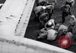 Standbild USS Makassar Meerenge United States USA, 1944, aus Sekunde 24 historischem Filmmaterial Videoclip 65675027968