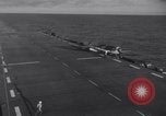 Standbild USS Makassar Meerenge United States USA, 1944, aus Sekunde 4 historischem Filmmaterial Videoclip 65675027970