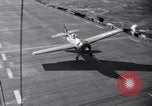 Standbild USS Makassar Meerenge United States USA, 1944, aus Sekunde 5 historischem Filmmaterial Videoclip 65675027970