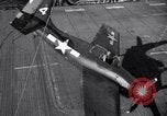 Standbild USS Makassar Meerenge United States USA, 1944, aus Sekunde 10 historischem Filmmaterial Videoclip 65675027970