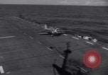 Standbild USS Makassar Meerenge United States USA, 1944, aus Sekunde 23 historischem Filmmaterial Videoclip 65675027970