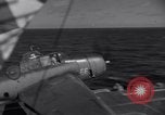 Standbild USS Makassar Meerenge United States USA, 1944, aus Sekunde 30 historischem Filmmaterial Videoclip 65675027970