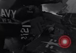 Standbild F2H Flugzeug Korea, 1951, aus Sekunde 17 historischem Filmmaterial Videoclip 65675027972